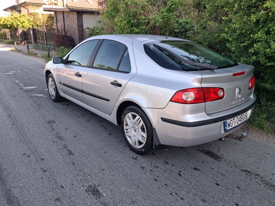 Zadbana i serwisowana* 1.9DCi* 110KM* Renault Laguna* 2006rok* Klima sprawna* HAK* Długie opłaty*