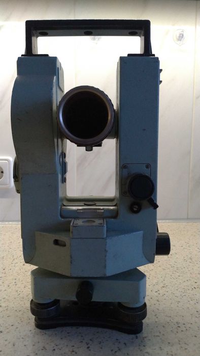 Теодоліт 3Т5КП .