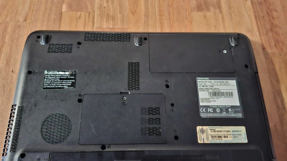 Toshiba L650 - Teclado