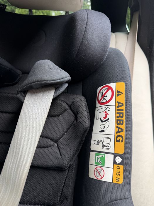 Fotelik samochodowy maxi cosi z bazą