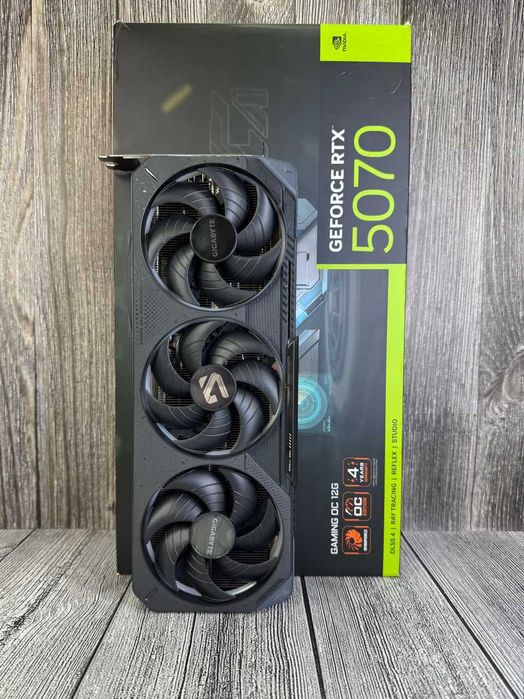 Видеокарта GIGABYTE GeForce RTX 5070 Gaming OC 12G. 1 шт. OPEN BOX