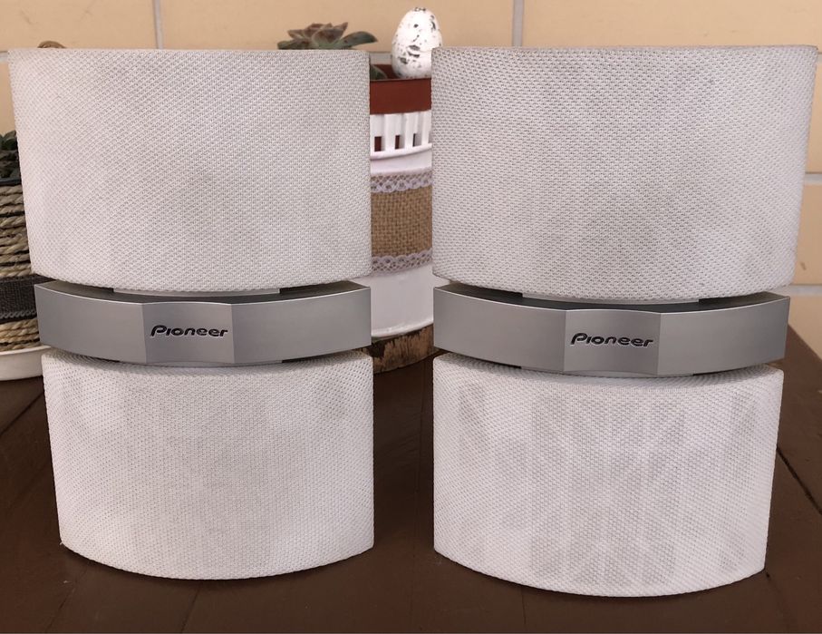 Colunas marca Pioneer