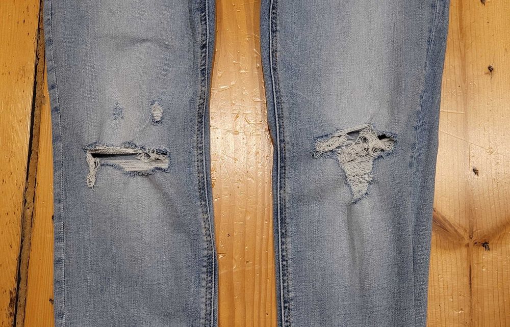 Stradivarius jeansy skinny fit 44