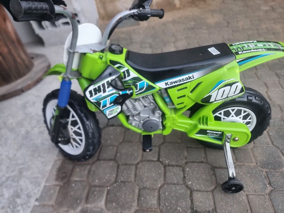 Moto elétrica criança