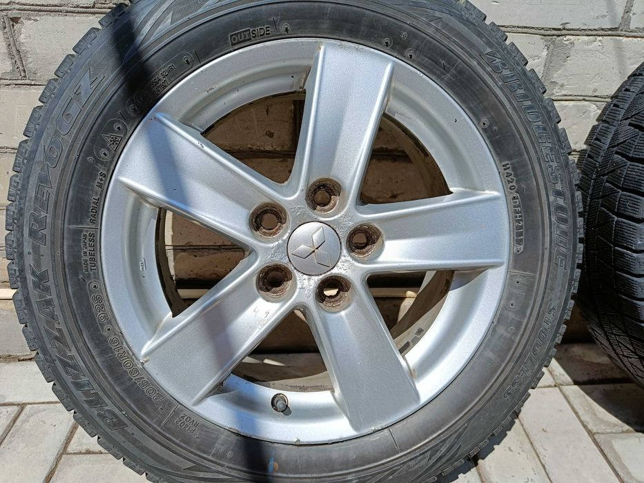Резина 205/60 R16 Bridgestone Blizzak Revo GZ зима+ диски лит Lancer X ...
