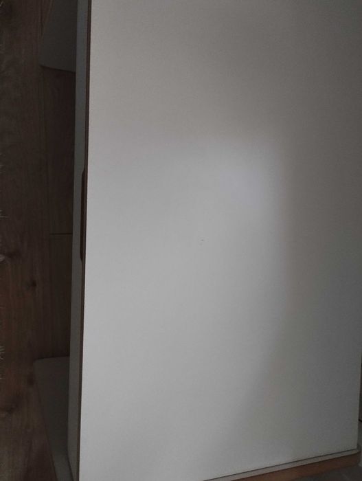 Stolik dla dzieci z szufladą