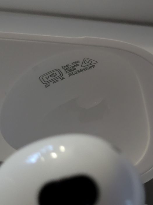 Airpods 3 *super stan*