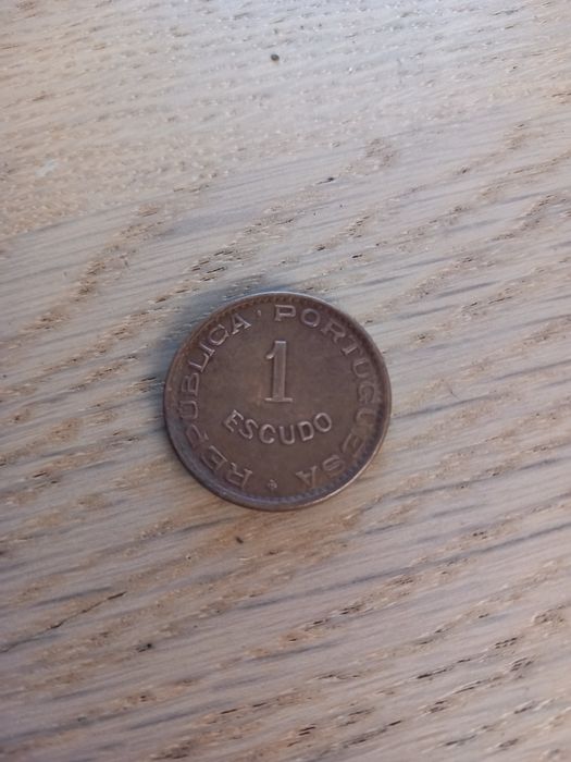 Vendo moeda 1 escudo Angola