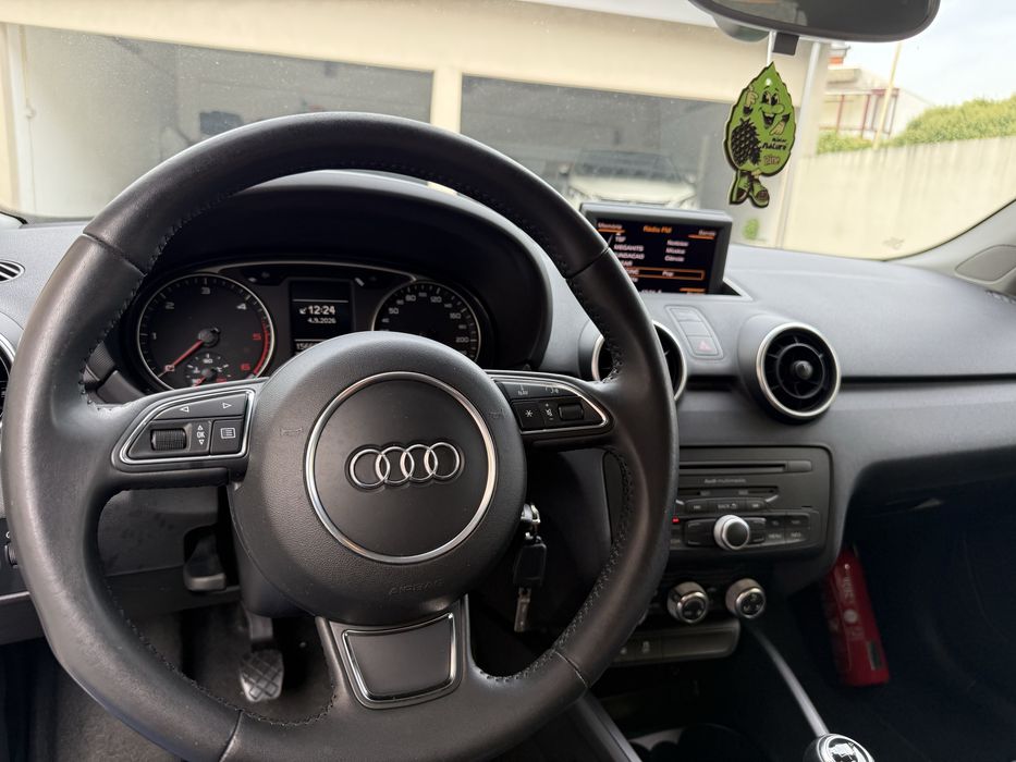 Audi A1 Sportback 1.6 TDI Advance  -13