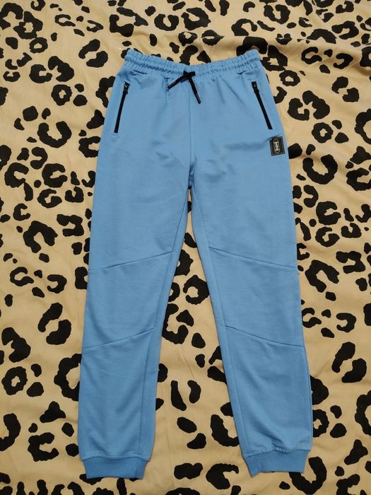 Спортивні штани 152