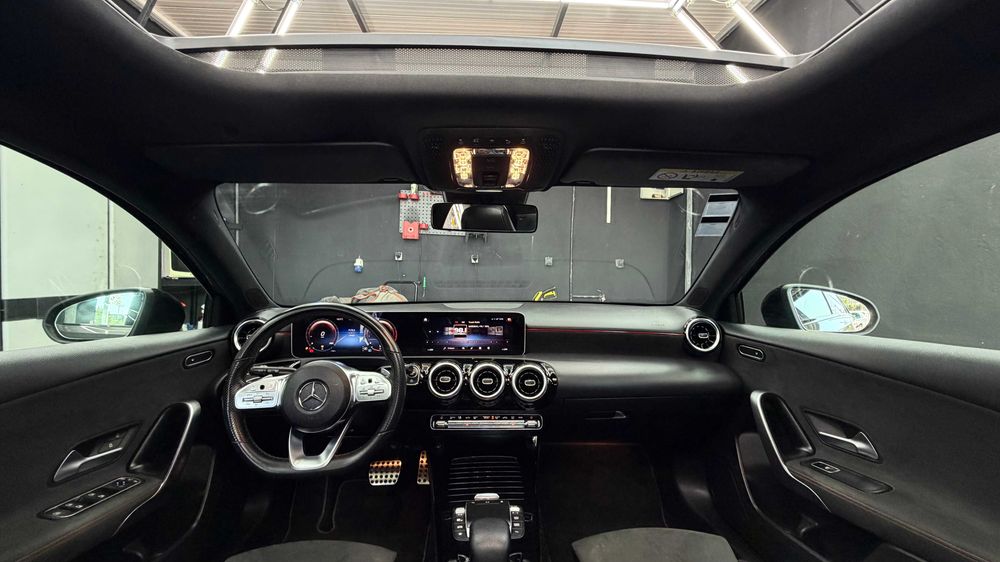 Mercedes A180 AMG Line Autom Panorámico c/Garantia - 314€ p/mês