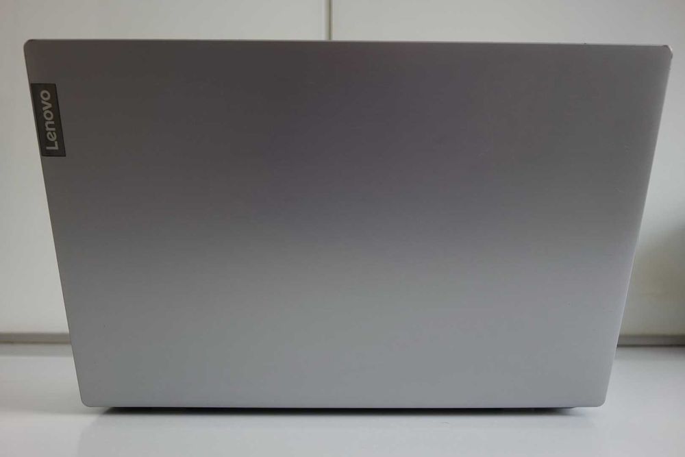 Lenovo IdeaPad S145-15AST 15.6 FHD A9-9425 8GB 256GB АКБ 91% ОБСЛУЖЕН