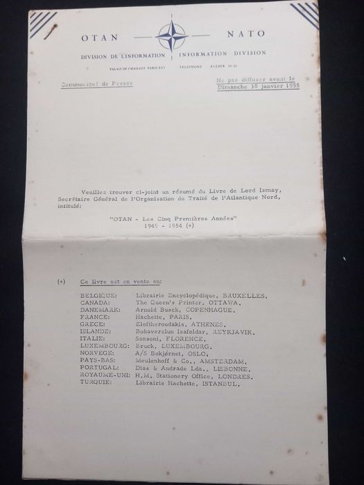 Militaria - Livro OTAN/NATO os primeiros 5 anos edição