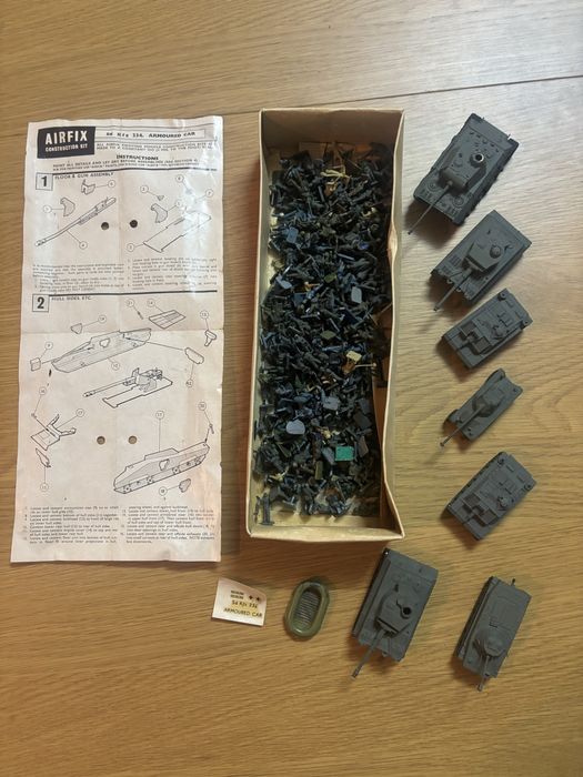 Conjunto miniaturas tropa infantaria tanques