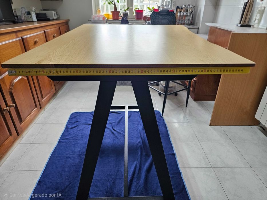 Mesa de madeira para cozinha