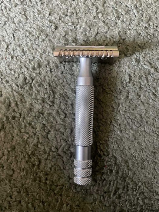 Impero Maszynka do Golenia na Żyletki otwarta 12026