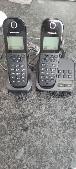 Zestaw telefonów bezprzewodowych stacjonarnych Panasonic