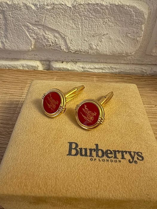 Spinki  Burberry