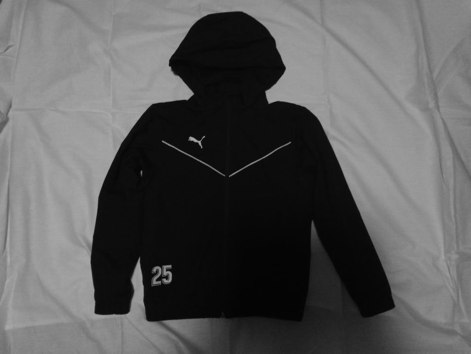 Ветровка, дощовик Puma б/у на зріст 164 см