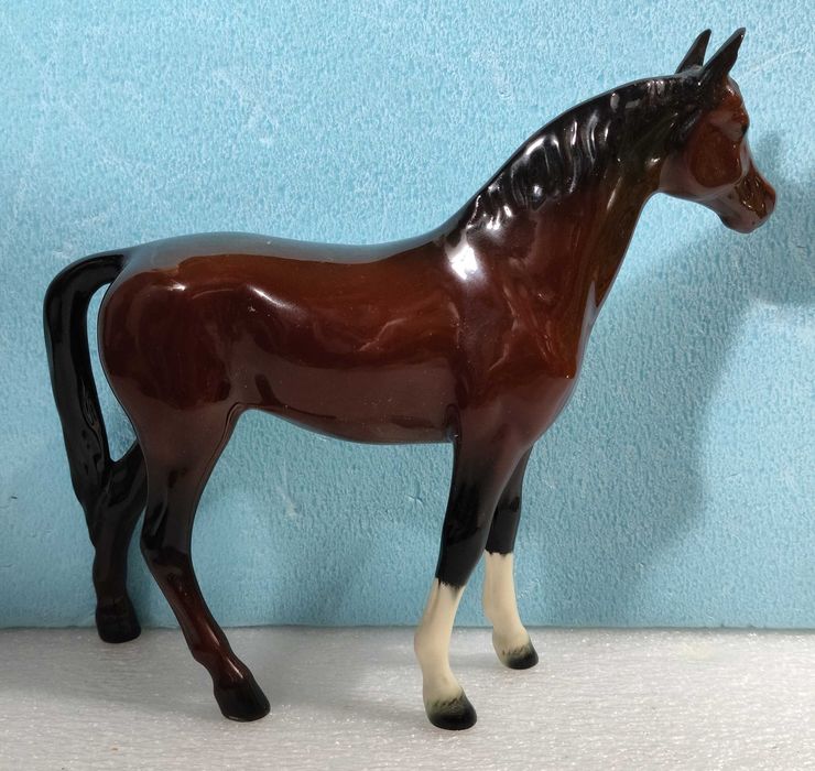 Goebel - cavalo em porcelana
