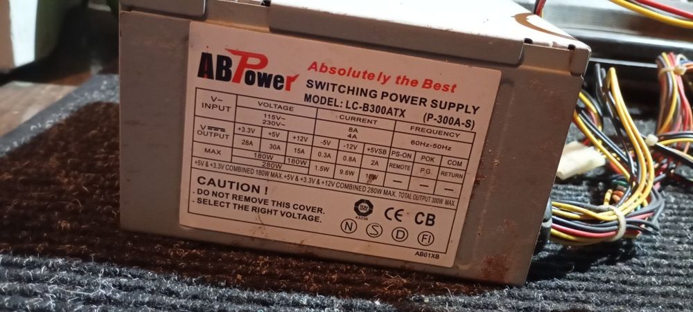 Продам комплектуючі до пк Відіо карти, плати ,процесори, блоки живленн