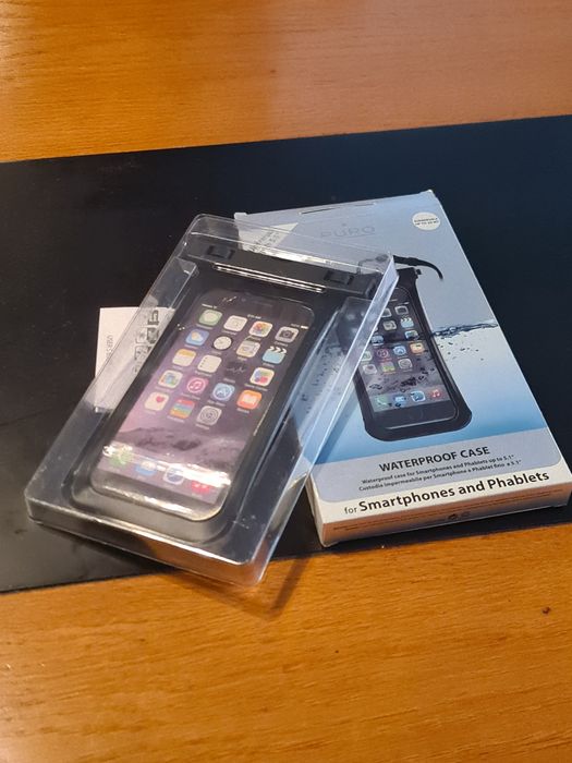 Capa Protetora à Prova de Água – Ideal para usar debaixo de água!64739089310978121
