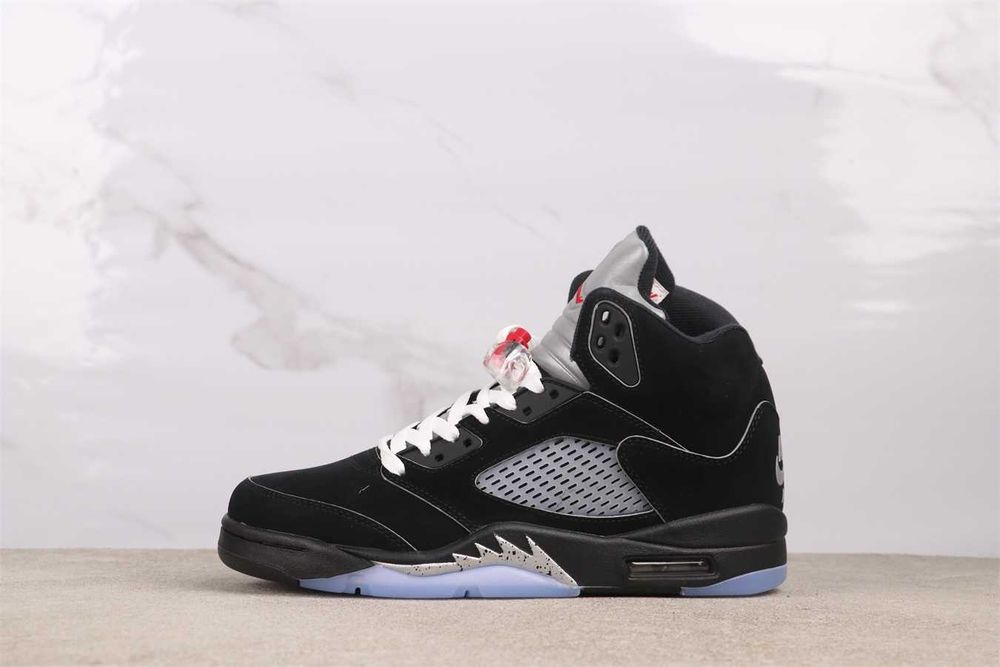 кросівки Nike Air Jordan 5