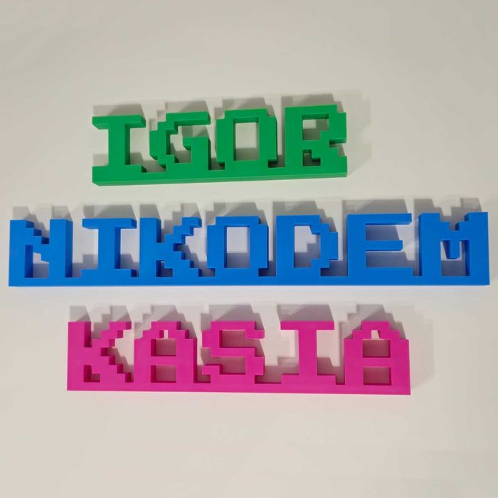 PIXEL - Personalizowany napis 3D na półkę, biurko lub komodę 4cm