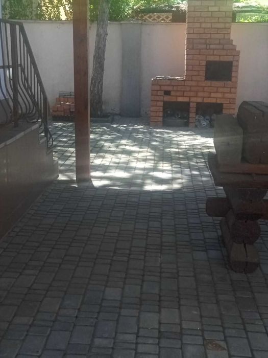 Продается дом на берегу моря, в курортном районе Коблево.