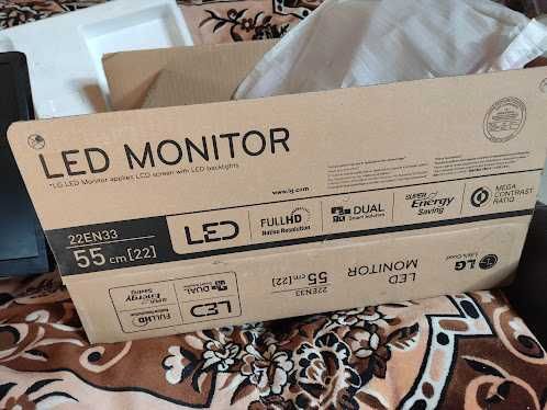 Монітор LG 22EN33SA 22" (розбитий екран)