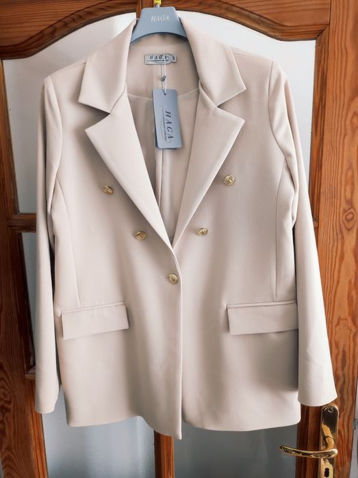 Damski garnitur polskiej firmy HAGA