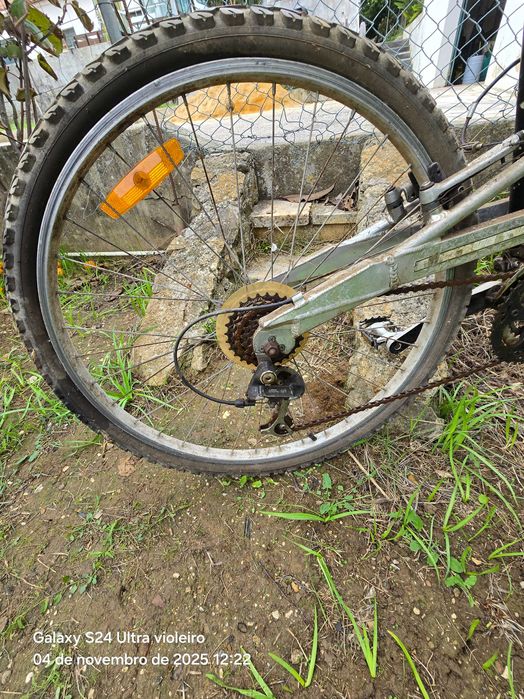 bicicleta cross em aluminio