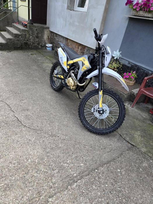 Sprzedam Cross Asix Xb83