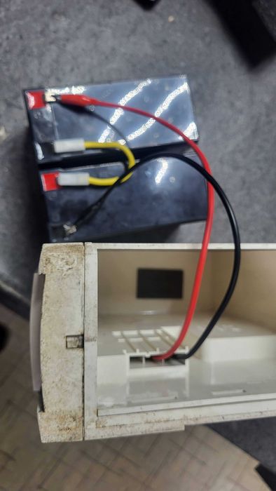 APC Back-UPS RS 800VA 540W - источник бесперебойного питания