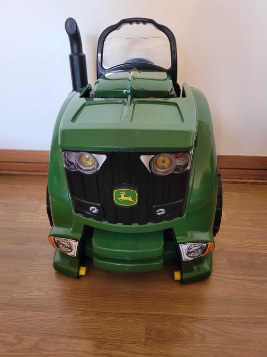 Brinquedo Trator KLEIN John Deere como novo
