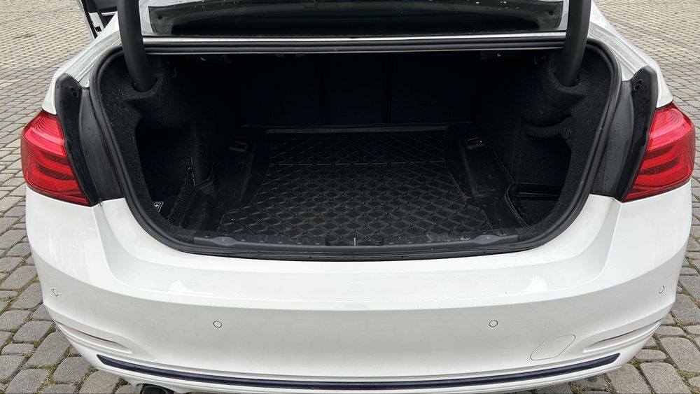 BMW seria 3 F30 2018r