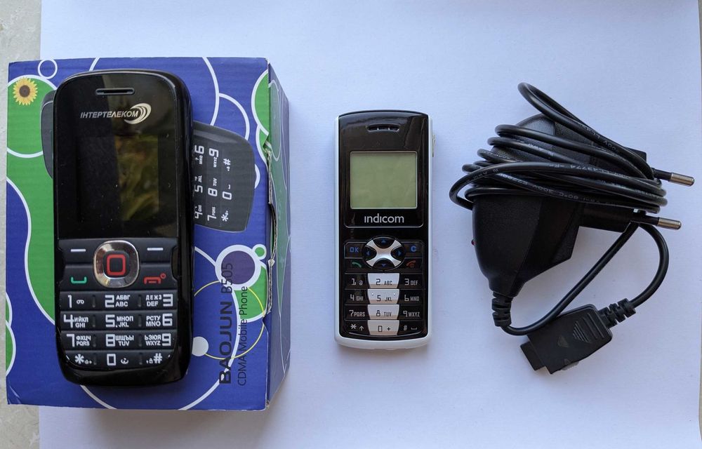 Кнопкові мобільні телефони