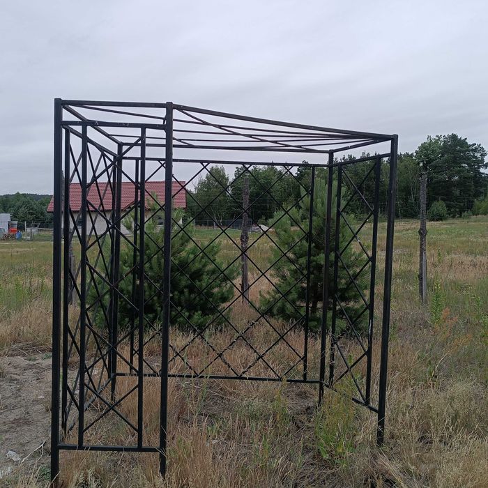 Pergola ogrodowa metalowa