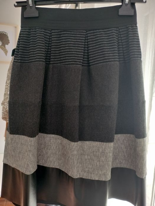 Saia da marca Lolitas