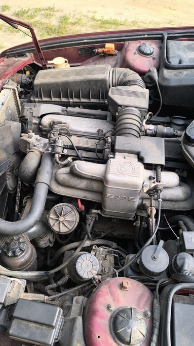 BMW E32 730i 3.0