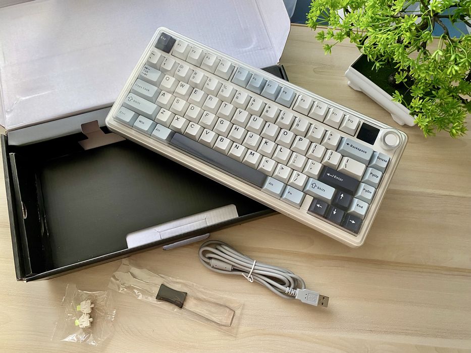 Нова бездротова механічна клавіатура Aula F75 MAX