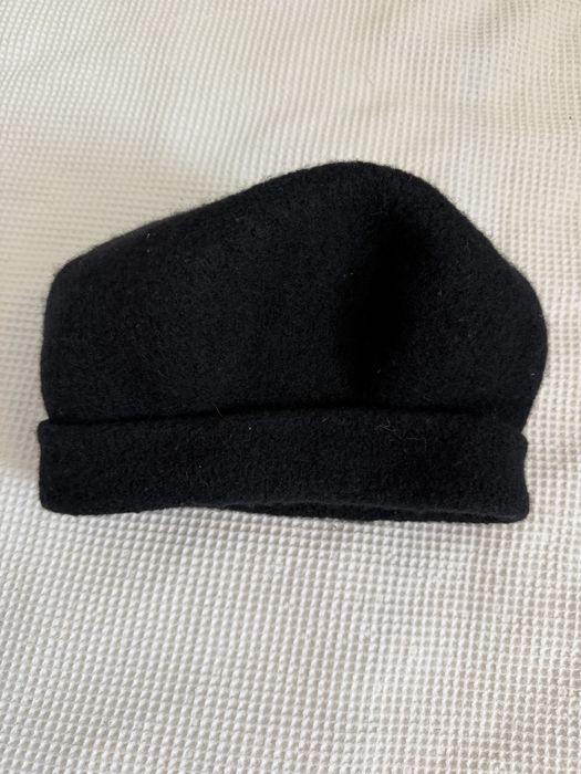 Czarny beret welna noa noa uniwersalny welna cieplo zima stan bdb