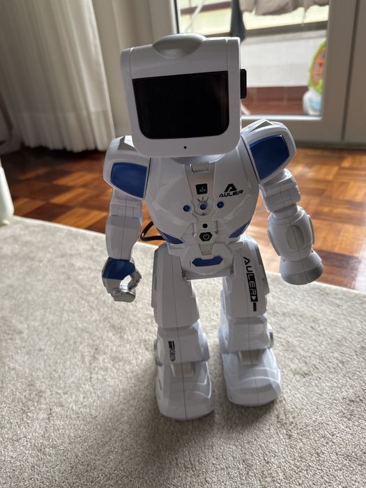 Vendo robot de crianca