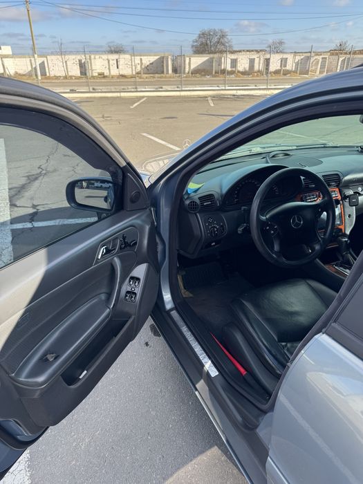 Mercedes-Benz C-Class 2003 VIN WDB2032081F524624 фото оголошення 7 з 8