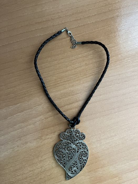 Colares vintage ótimo estado