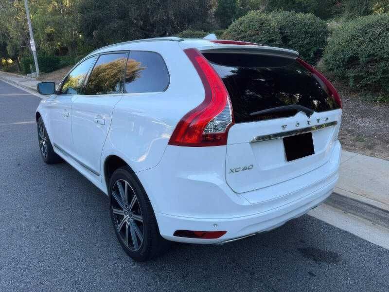 2016 Volvo XC60 T6 Drive-E