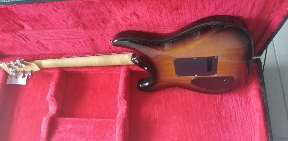 Guitarra Framus Diablo custom