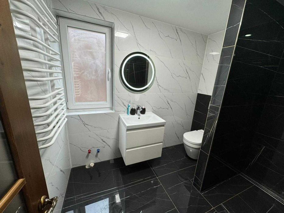 Будинок 9,5 сотих район автостанції в м. Коломия центр