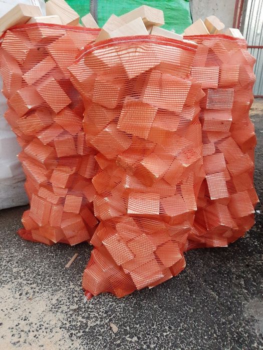 Drewno Opałowe klocuszki czyste ,suche pakowane w worki