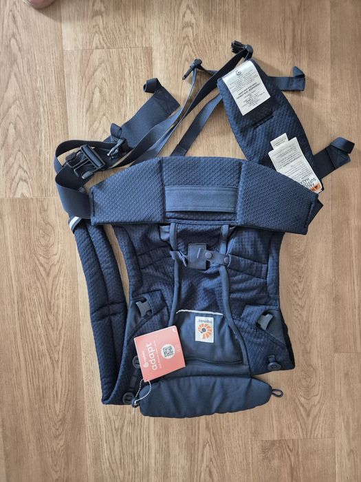 Ergobaby adapt midnight blue